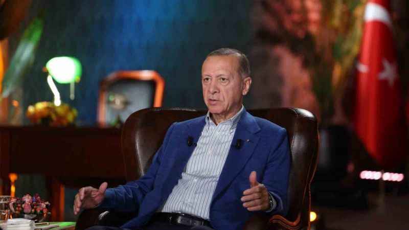 Cumhurbaşkanı Erdoğan: "Siyaseti at pazarına çevirdiler"